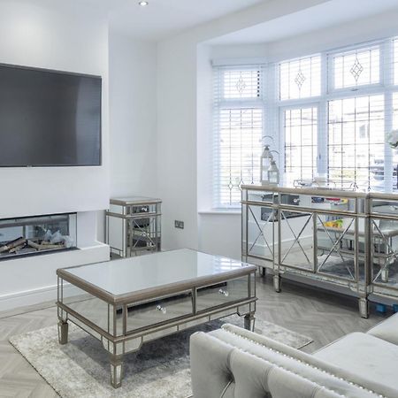 Ryan I Air I Bnb - 102 Mill Street - Free Parking Liverpool Bagian luar foto