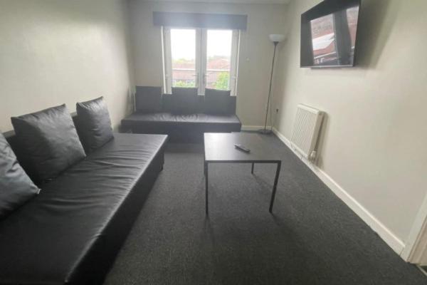Ryan I Air I Bnb - 102 Mill Street - Free Parking Liverpool Ruang foto