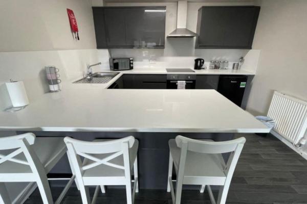 Ryan I Air I Bnb - 102 Mill Street - Free Parking Liverpool Ruang foto