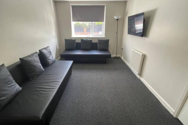 Ryan I Air I Bnb - 102 Mill Street - Free Parking Liverpool Ruang foto