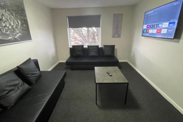 Ryan I Air I Bnb - 102 Mill Street - Free Parking Liverpool Ruang foto