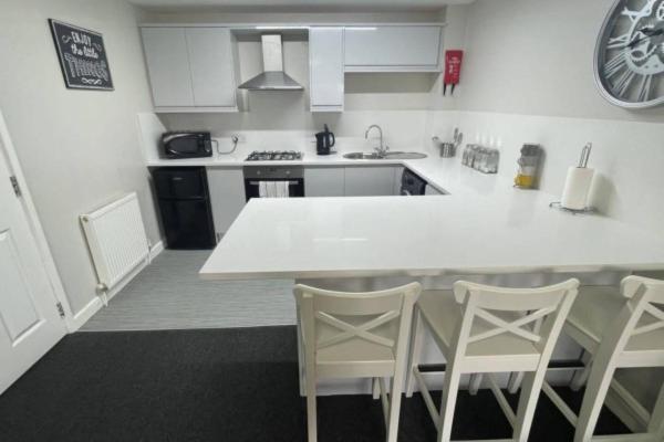Ryan I Air I Bnb - 102 Mill Street - Free Parking Liverpool Ruang foto