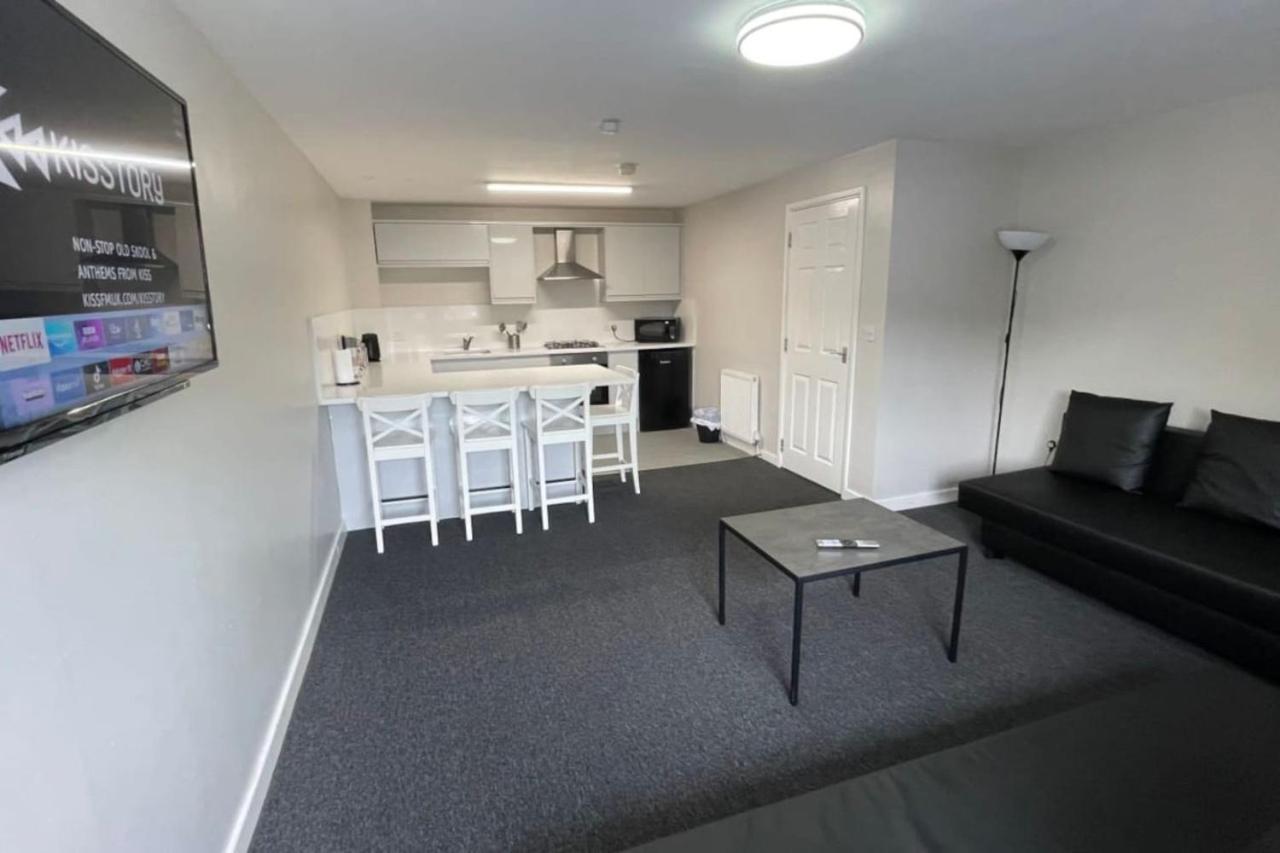 Ryan I Air I Bnb - 102 Mill Street - Free Parking Liverpool Ruang foto